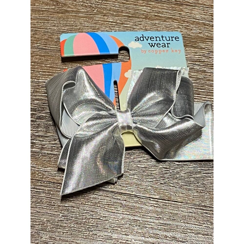 Girl's Metallic Silver Hair Bow by Copper Key Holiday/ Christmas *NWT